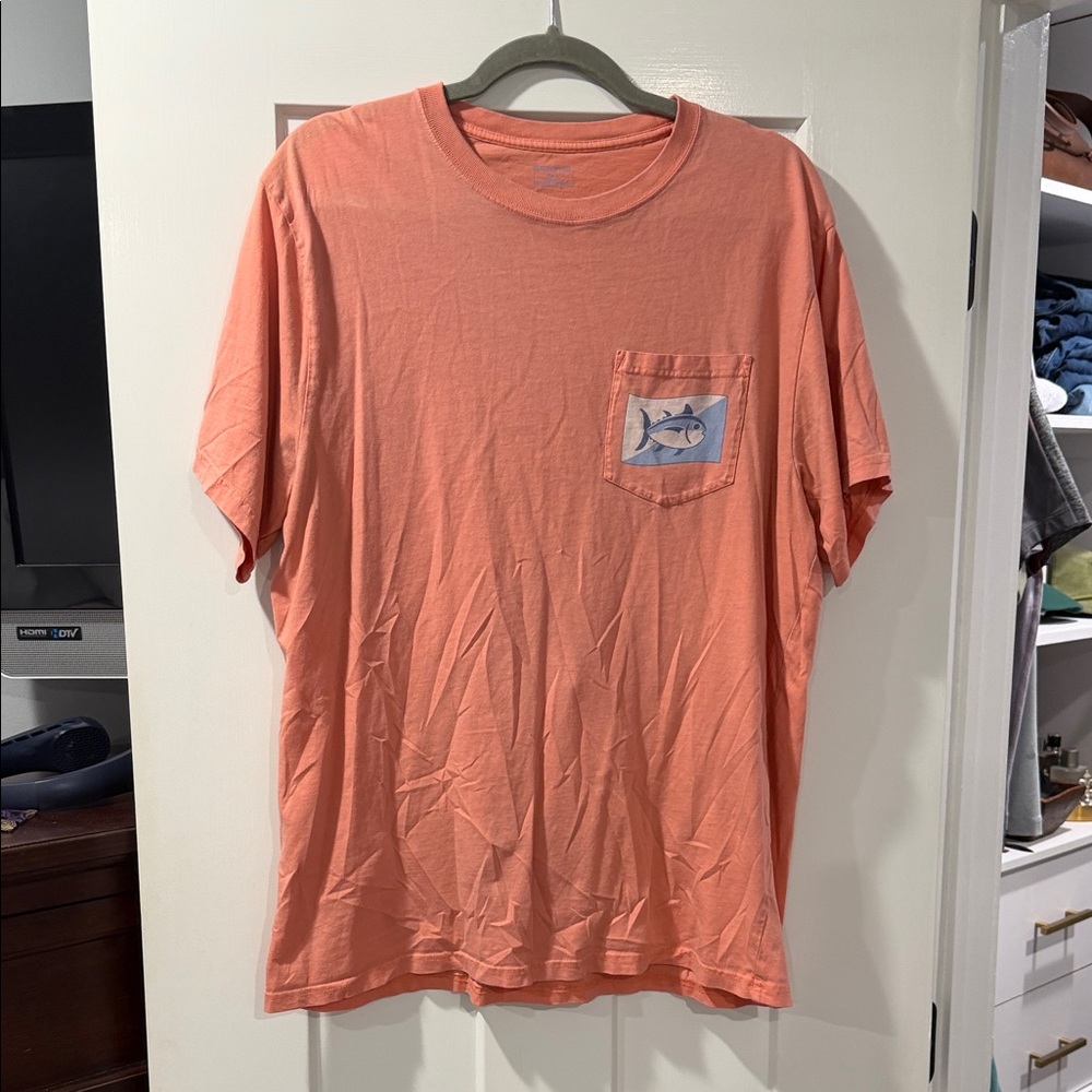 Southern Tide Coral Short-Sleeve Pocket Tee with Fish Patch